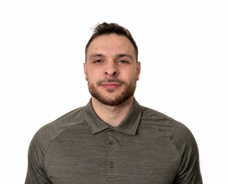 Stephen Parianos headshot